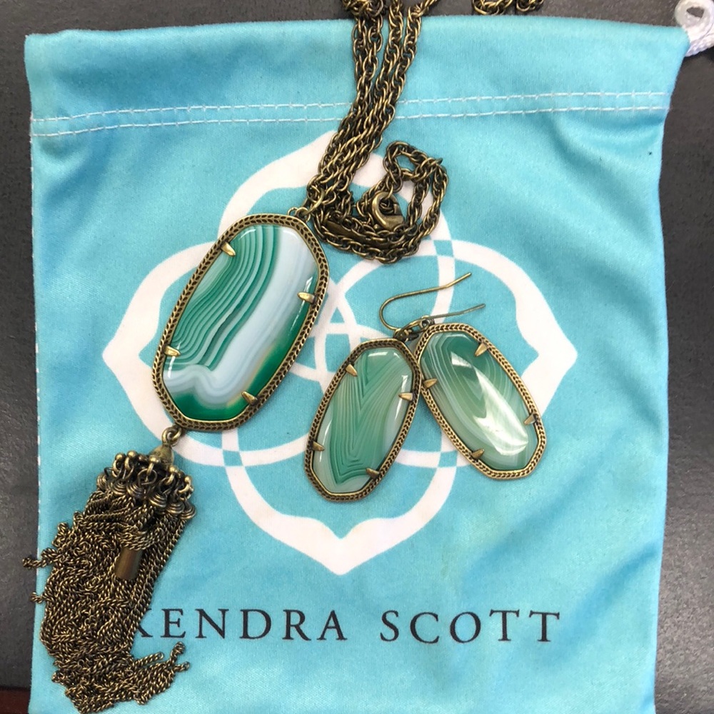 Kendra Scott necklace and matching earrings